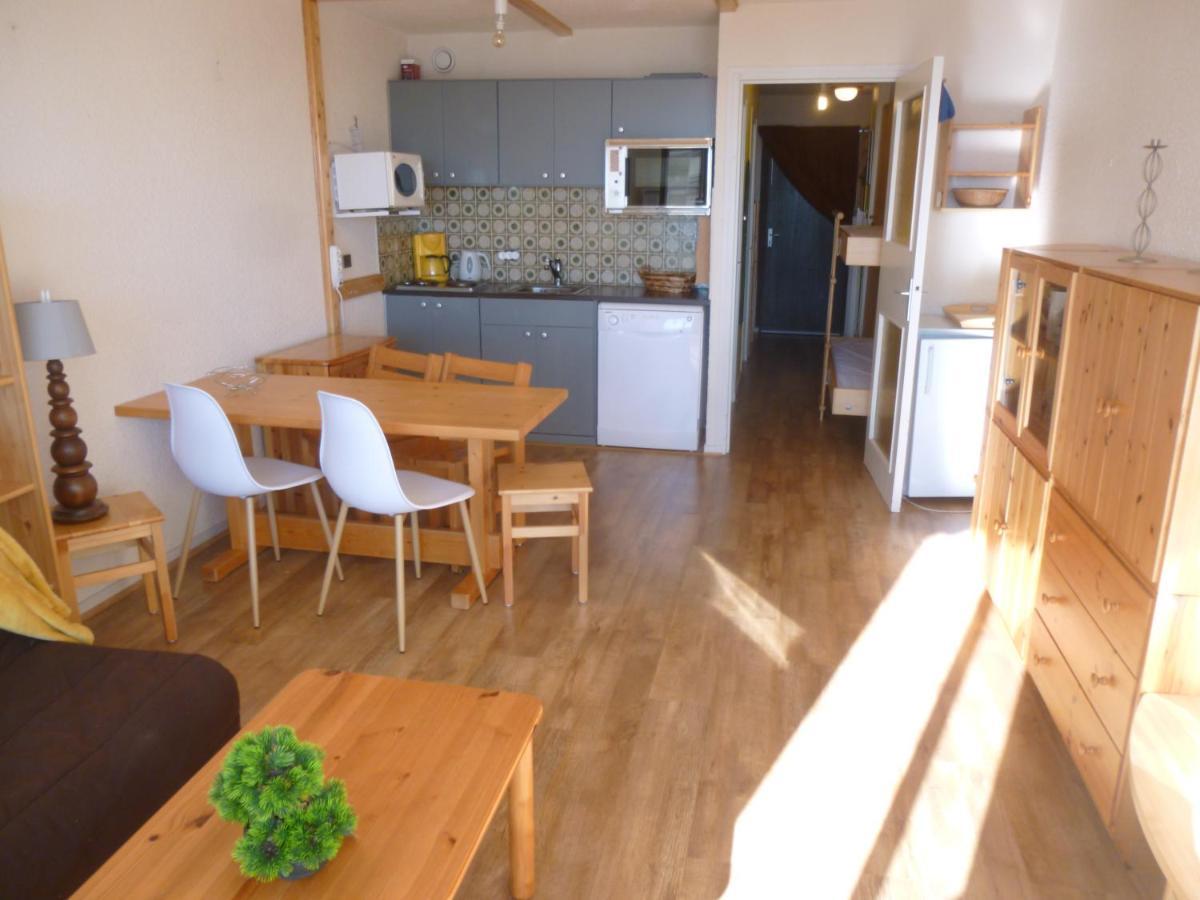 Studio Entier Au Calme Avec Vue Panoramique Exceptionelle A 1500M Apartment Comboursiere Екстериор снимка