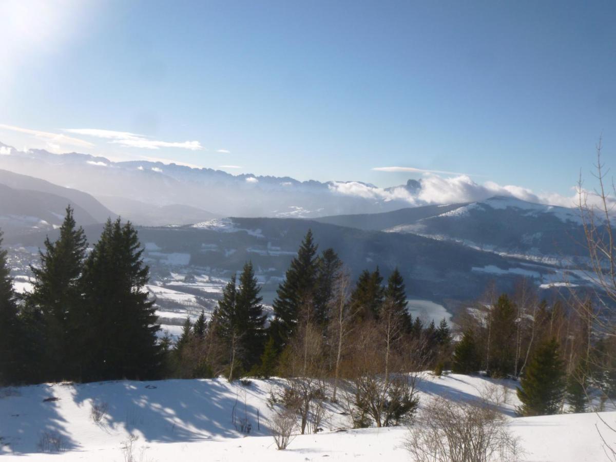 Studio Entier Au Calme Avec Vue Panoramique Exceptionelle A 1500M Apartment Comboursiere Екстериор снимка
